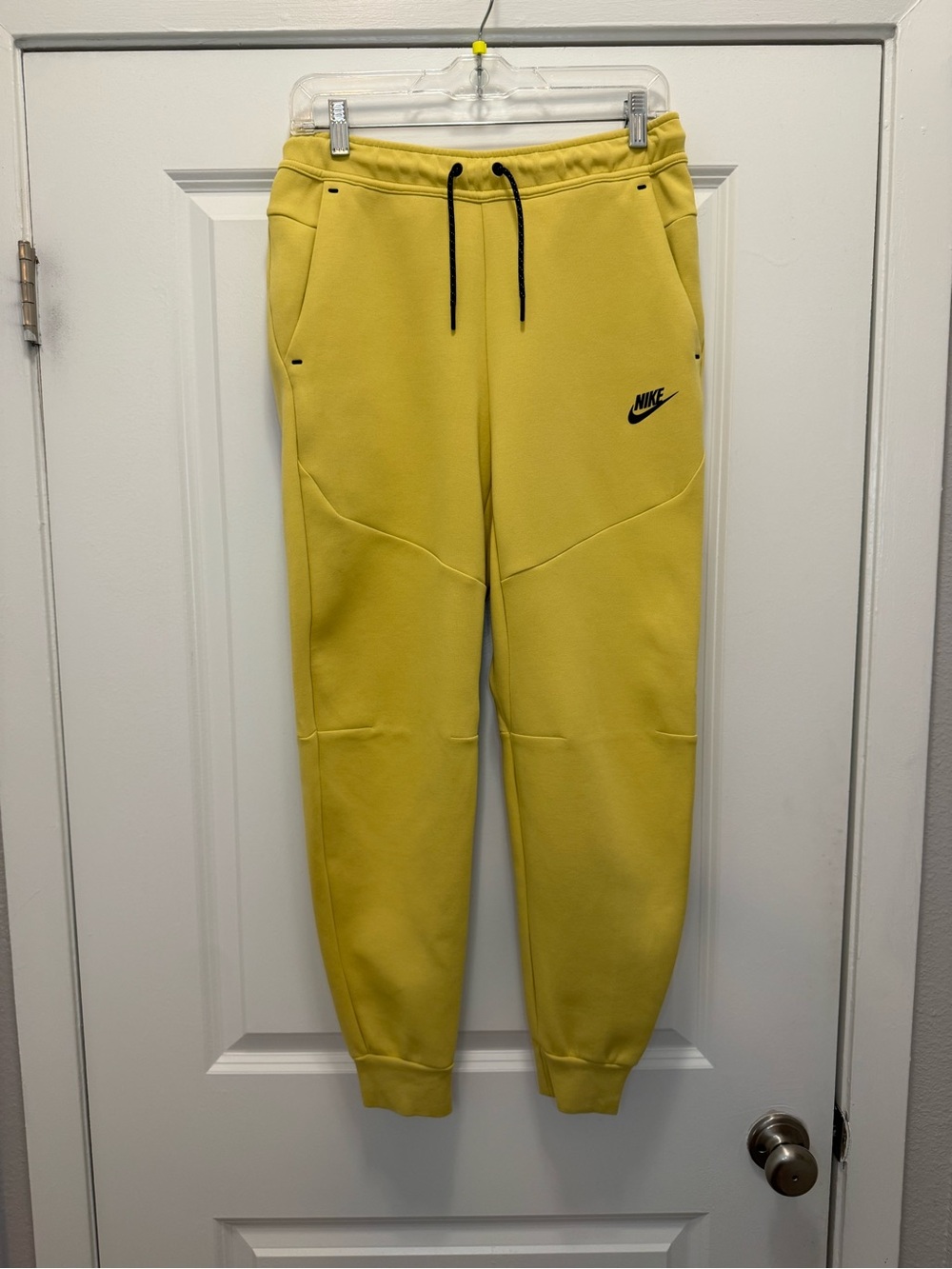 Nike Tech Fleece Joggers Yellow Black